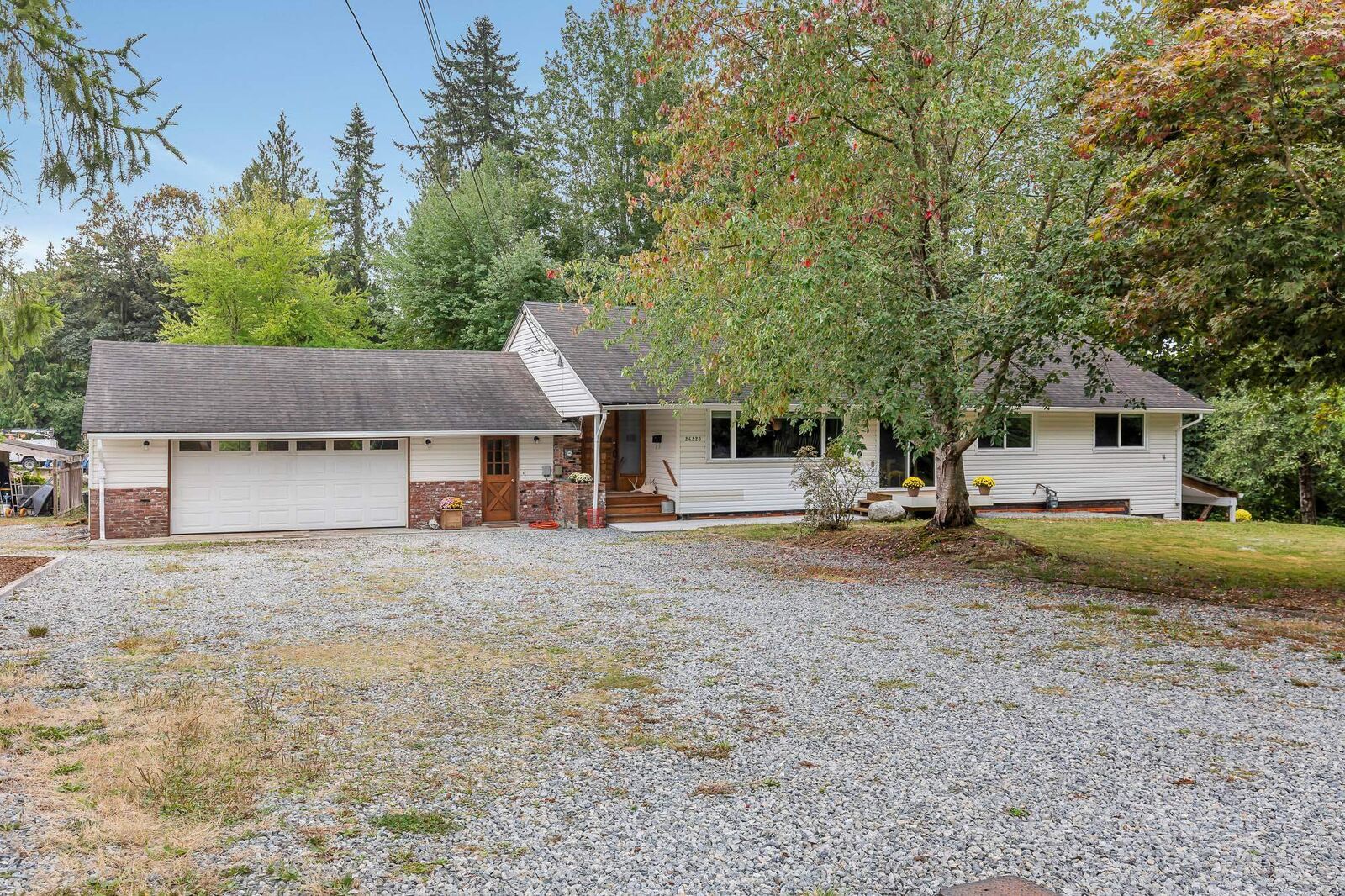 Property Photo: 24320 116 Avenue BC V4R 1L7