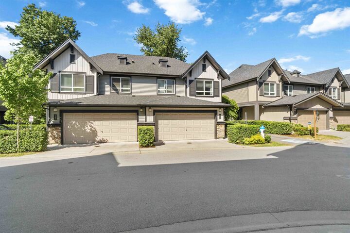 Property Photo: 30930 Westridge Place 142 BC V2T 0H6