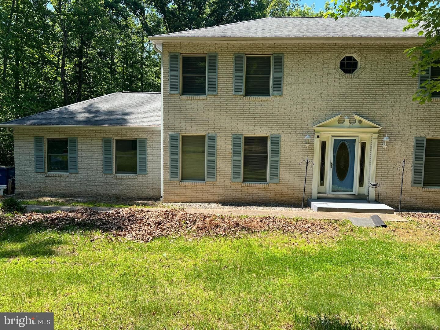 Property Photo: 5891 Anthoney Drive VA 22193
