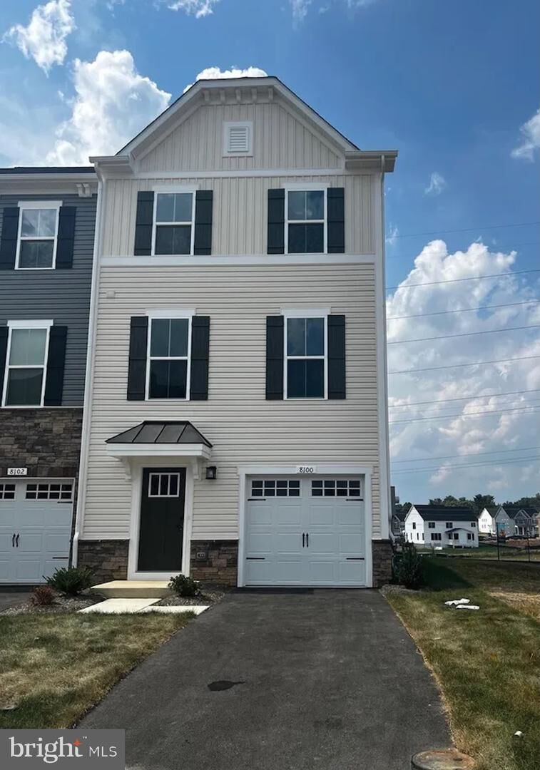 Property Photo:  8100 Primrose Lane  MD 20723 