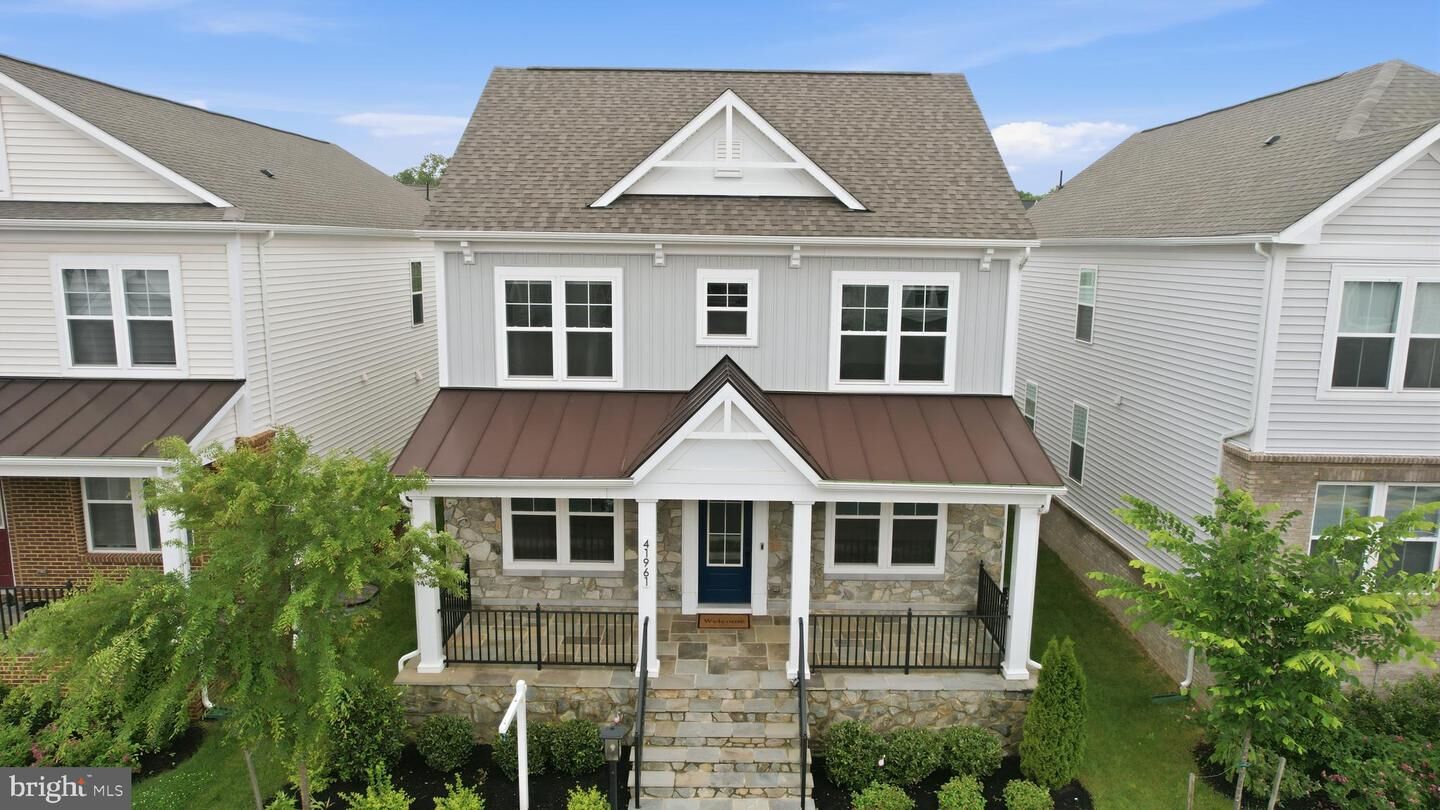 Property Photo:  41961 Blair Woods Drive  VA 20148 