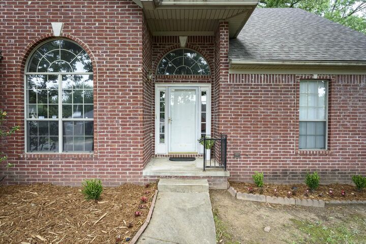 Property Photo:  1907 Cherrybend Drive  AR 72211 