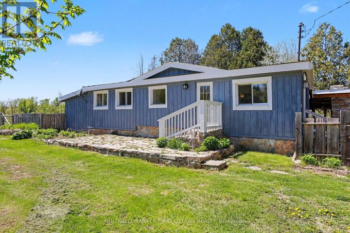Property Photo: 534 Anglican Church Road ON K7H 3C6