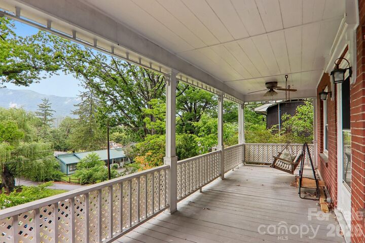 Property Photo: 1157 S Main Street NC 28786