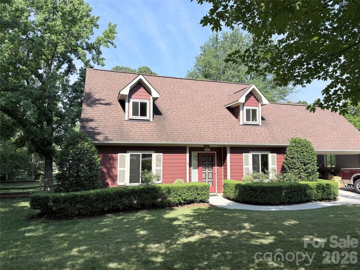 Property Photo:  2606 Saddlewood Circle SW  NC 28027 