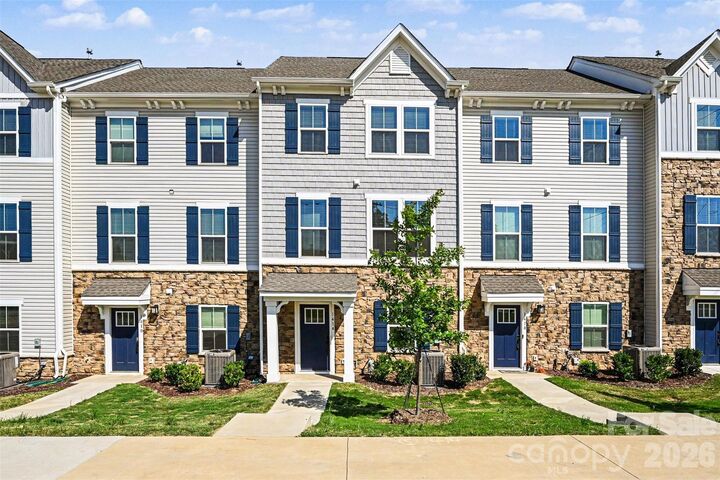 Property Photo: 1414 Newell Towns Lane NC 28262