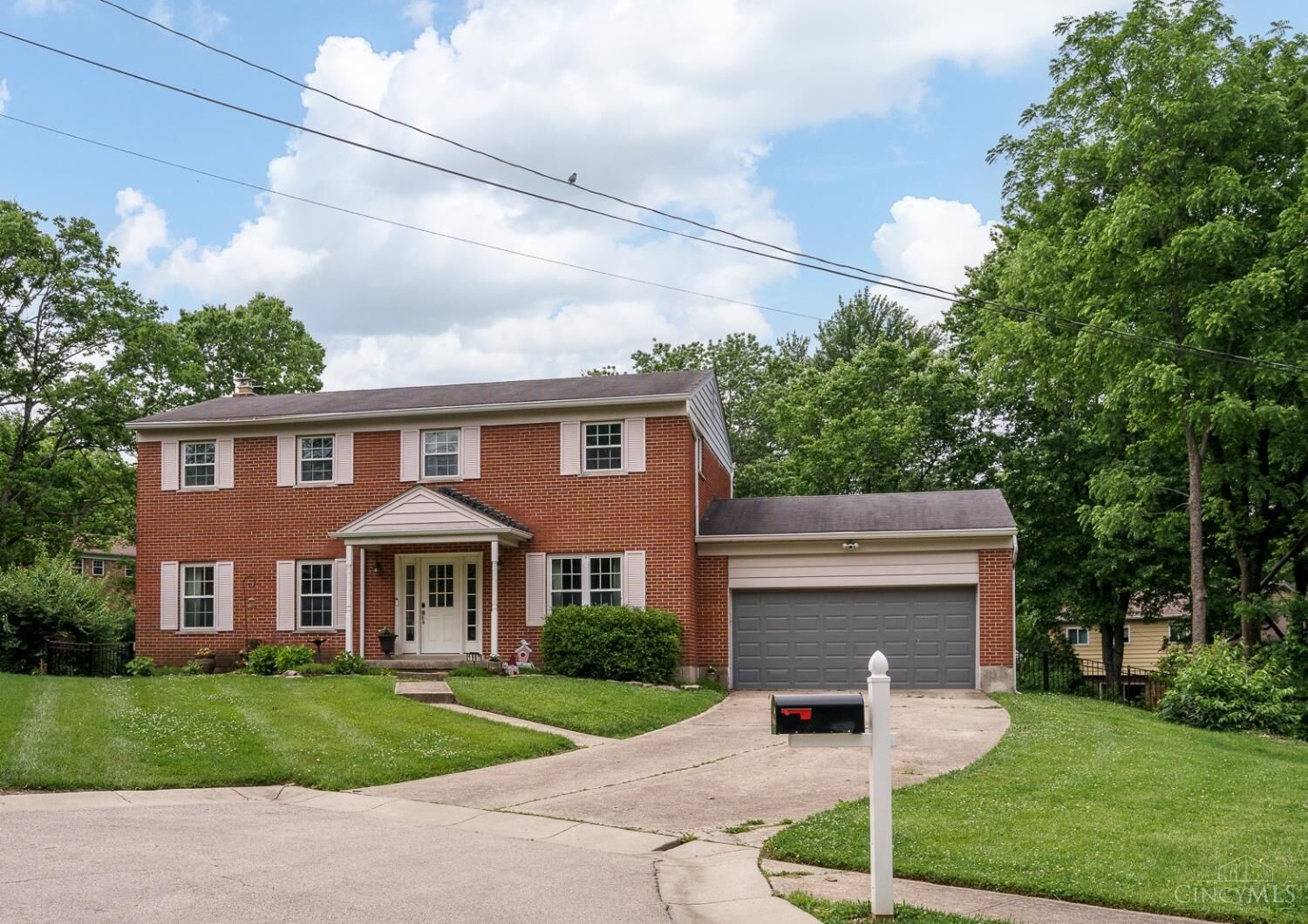Property Photo: 1987 Fossway Ct OH 45230