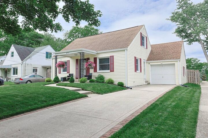 Property Photo:  2767 Redfield Place  OH 45230 
