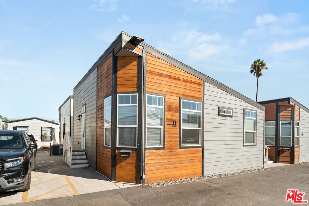 Property Photo: 8250 Lankershim Blvd CA 91605