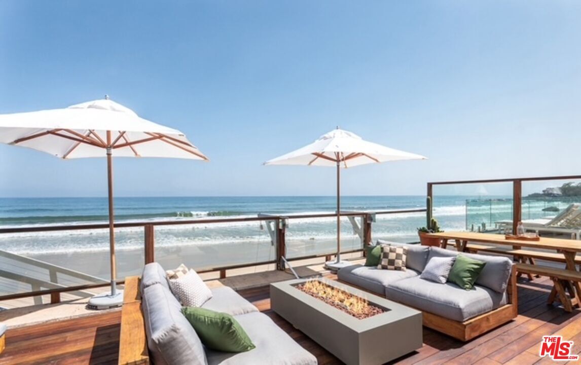 Property Photo: 31376 Broad Beach Rd CA 90265