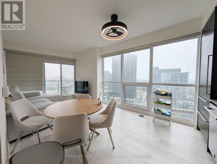 Property Photo:  115 McMahon Drive 1903  ON M2K 0E3 