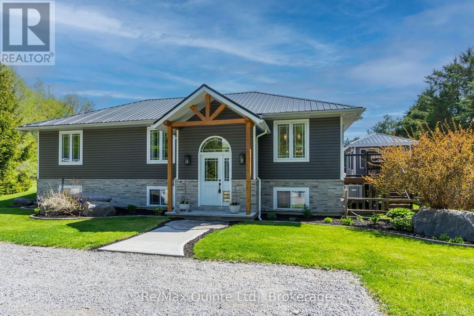 Property Photo:  475 Douglas Road  ON K0K 2K0 