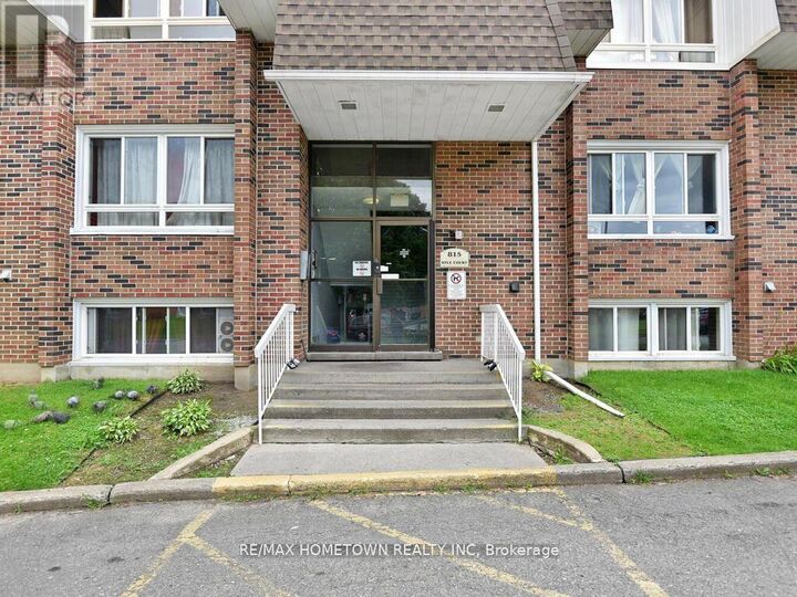 Property Photo:  815 Kyle Court G11  ON K6V 6J7 