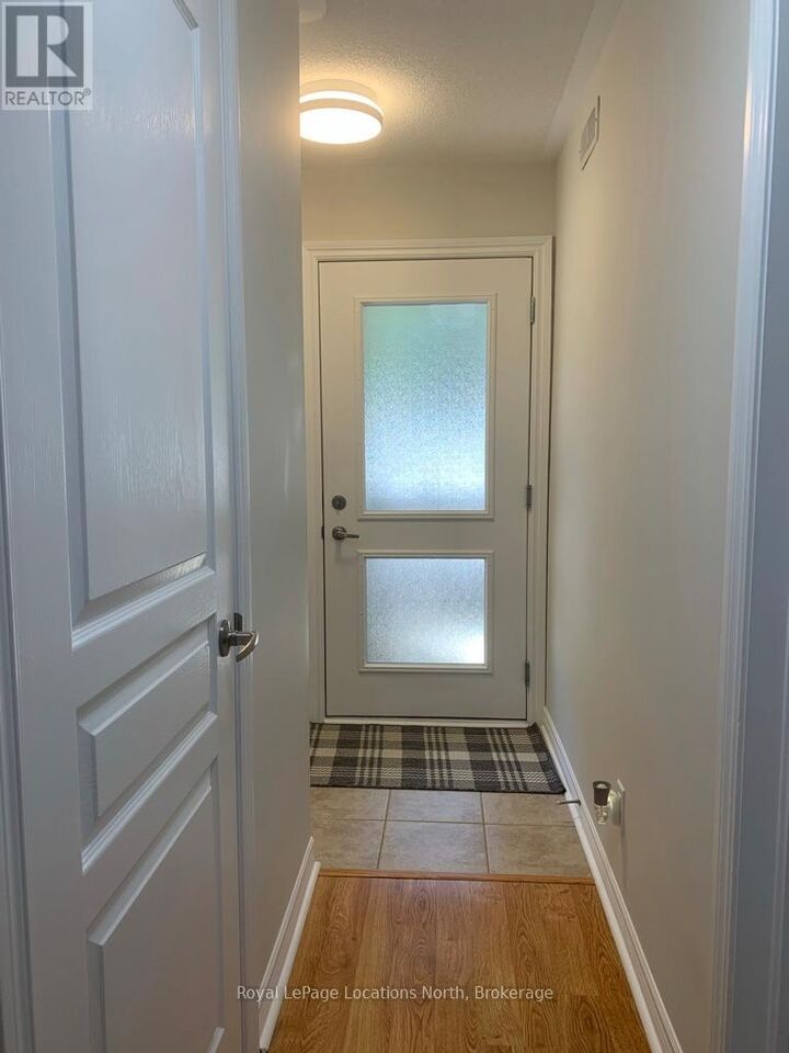 Property Photo:  1 Brandy Lane Drive 103  ON L9Y 0X4 