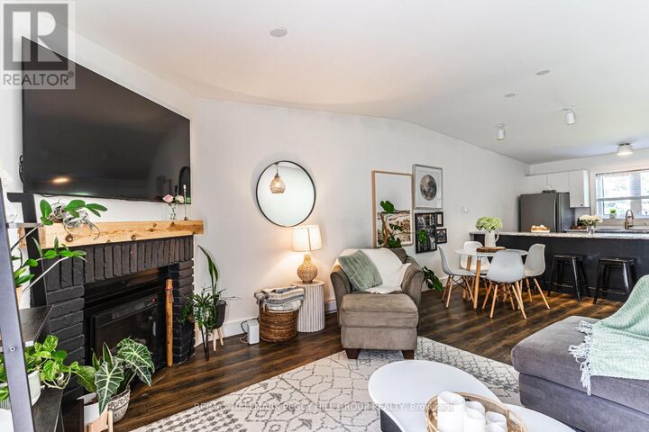 Property Photo: 547 Oxbow Crescent ON L9Y 5B4