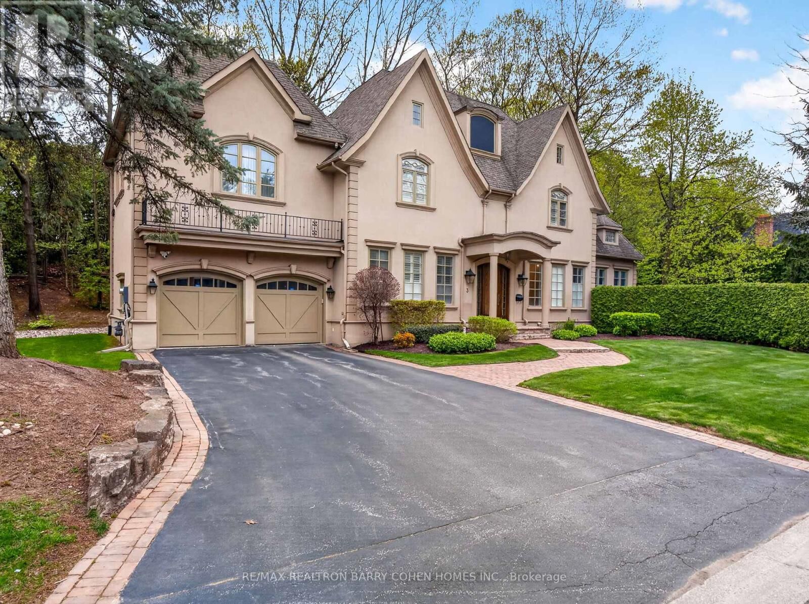 Property Photo:  3 Legacy Court  ON M2L 2Y7 
