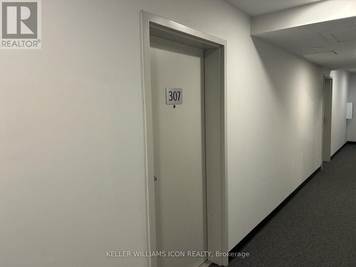 Property Photo: 315 Terravita Private 307 ON K1V 2S1