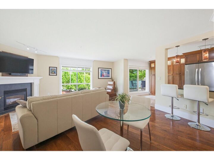 Photo de la propriété: 15150 29A Avenue 305 BC V4P 3B1