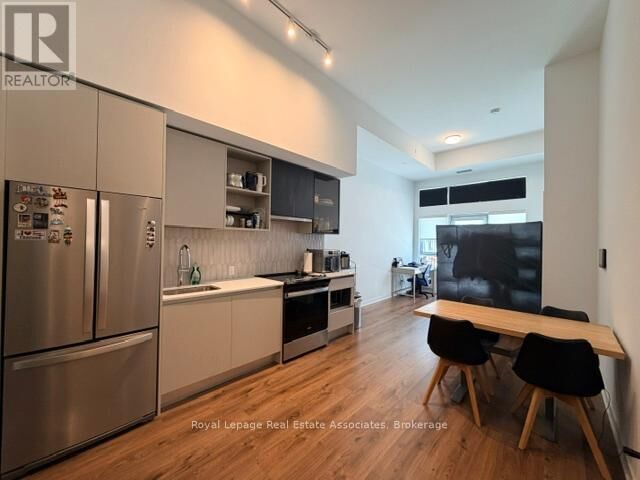 Property Photo:  405 Dundas Street West 114  ON L6M 4P9 