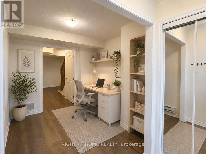Property Photo:  95 McAlister Avenue  ON L4S 0L2 