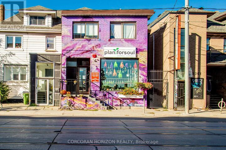 Property Photo:  2257 West Dundas Street West 2  ON M6R 1X6 