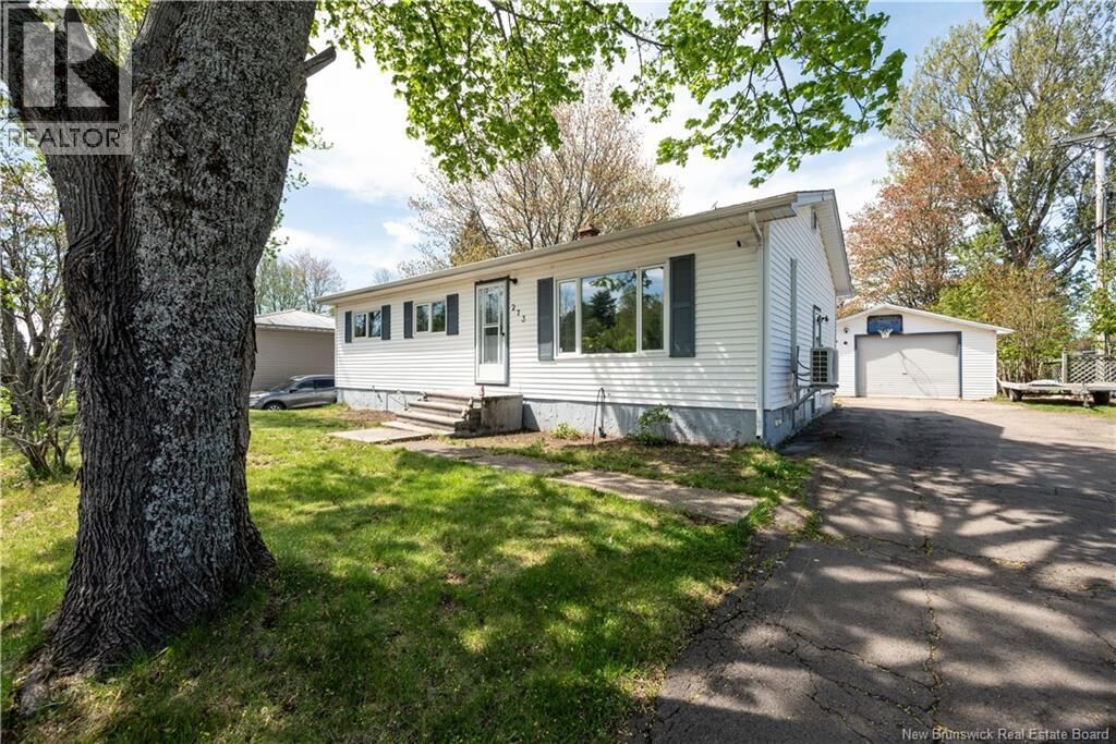 Property Photo:  273 Buckingham Avenue  NB E1B 2P1 