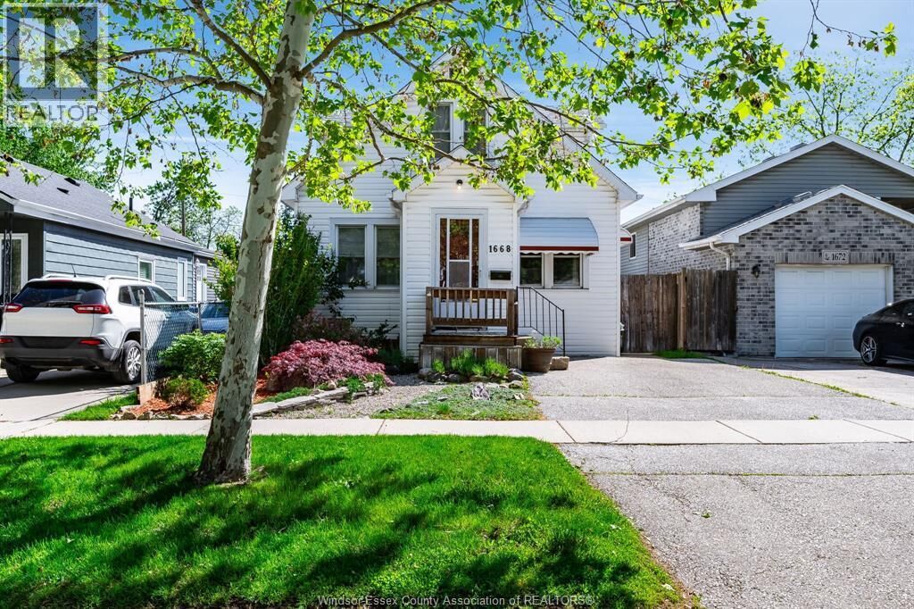 Property Photo:  1668 Ford Boulevard  ON N8T 2E1 