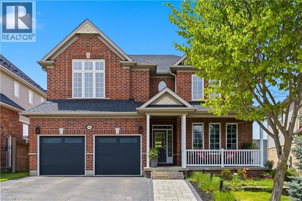 Property Photo:  905 Marigold Court  ON N2P 2Y3 