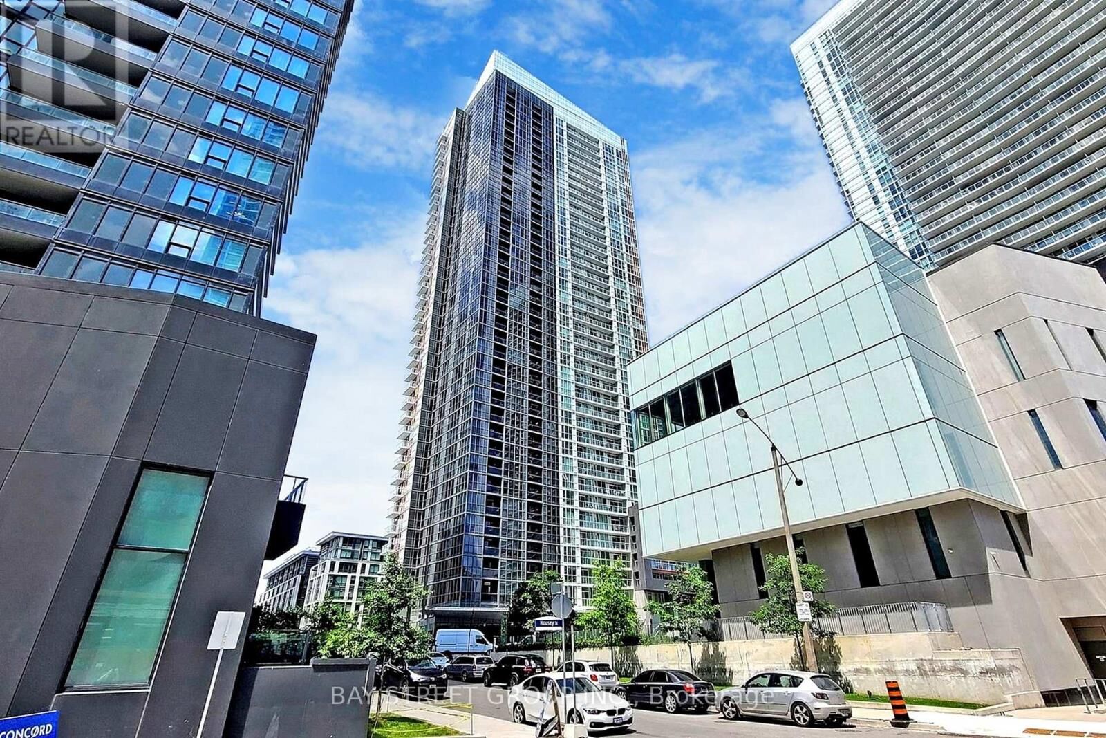 Property Photo:  85 Queens Wharf Road 4102  ON M5V 0J9 