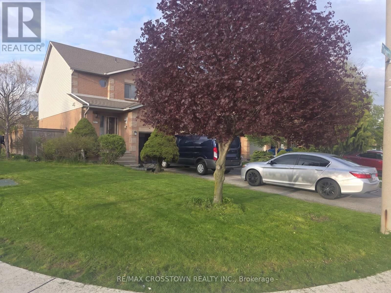 Property Photo:  125 Terni Boulevard  ON L8W 3W4 