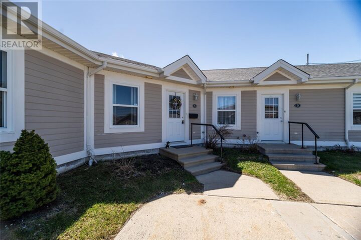 Property Photo:  4 Sunchase Court  NL A1E 6H8 
