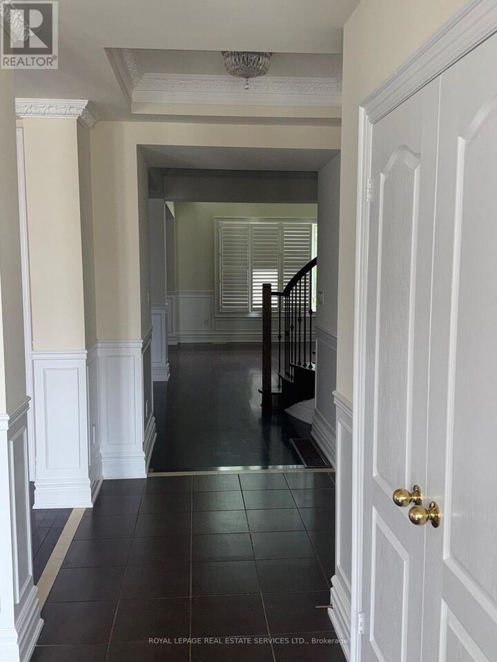 Property Photo:  261 Nautical Boulevard  ON L6L 0B9 