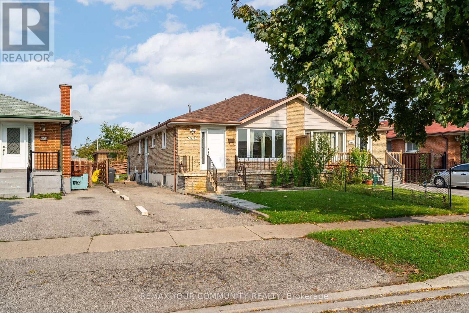 Property Photo: 7291 Vernor Drive Basement ON L4T 2P5