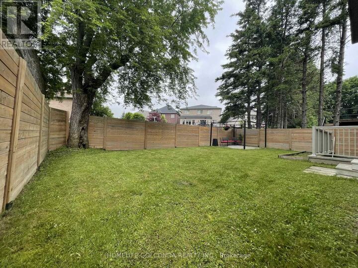 Property Photo:  110A Bond Crescent Lower  ON L4E 3L1 