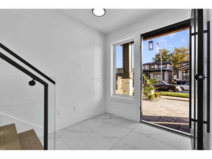 Property Photo:  16633 18A Avenue 102  BC V3Z 1A2 