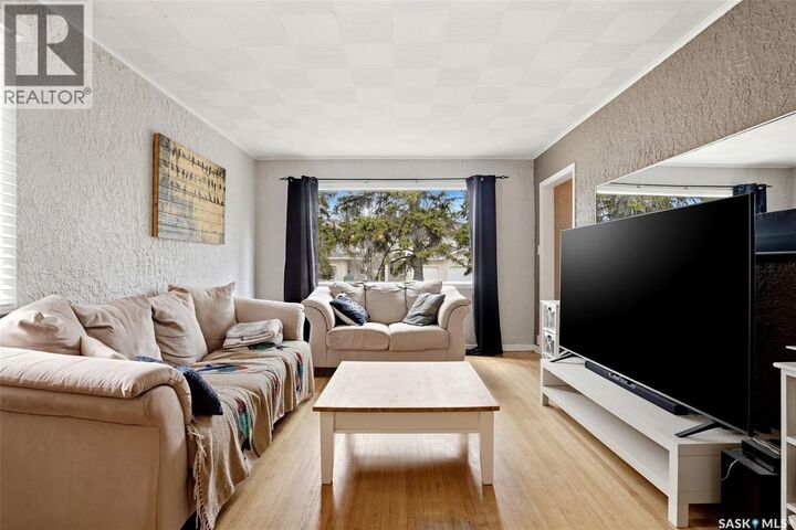 Property Photo: 2249 Atkinson Street SK S4N 3X2