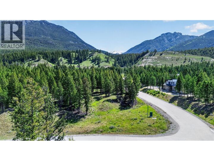Property Photo: 4915 Saddlewood Lane BC V0A 1M0
