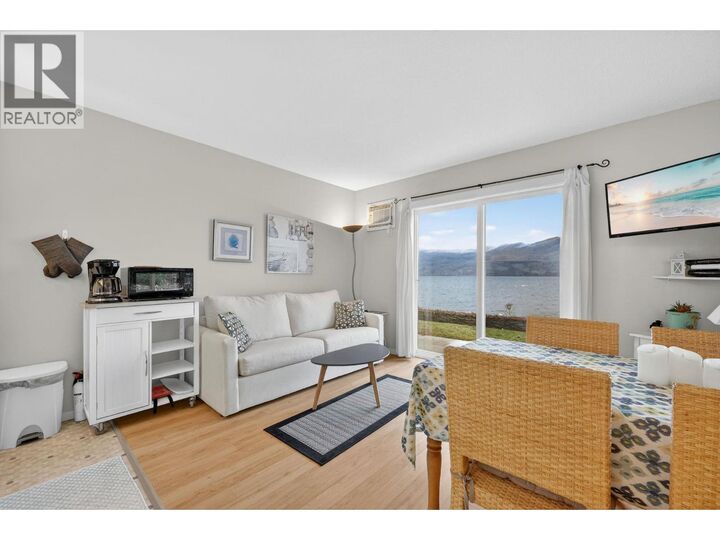 Property Photo: 3050 Seclusion Bay Road 105 BC V0H 2A0