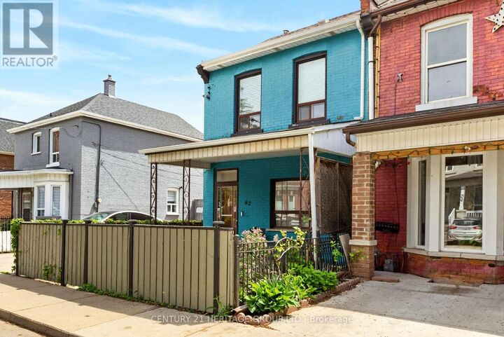 Property Photo:  62 Emerald Street North  ON L8L 5K3 