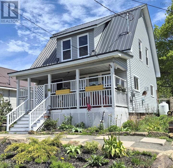 Property Photo: 7 Lorne Street NS B0M 1X0