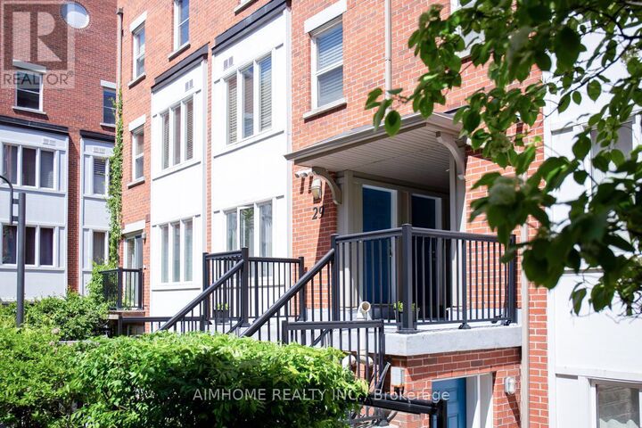 Property Photo:  29 Frances Loring Lane 6  ON M4M 3E8 