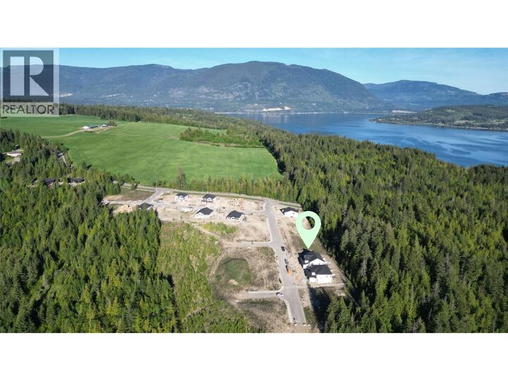 Property Photo:  4311 69 Avenue Northeast  BC V0E 1K0 