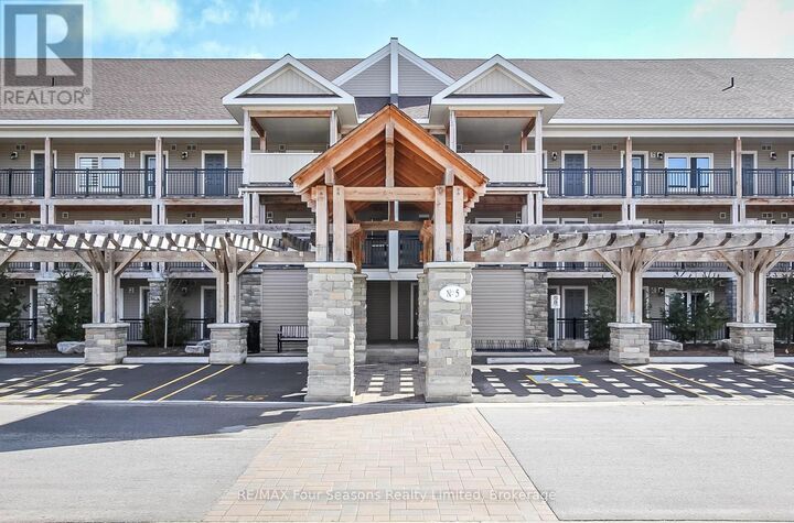 Property Photo:  5 Anchorage Crescent 207  ON L9Y 0Y6 