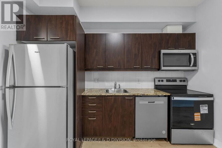 Property Photo: 220 Redpath Avenue 603 ON M4P 0A4