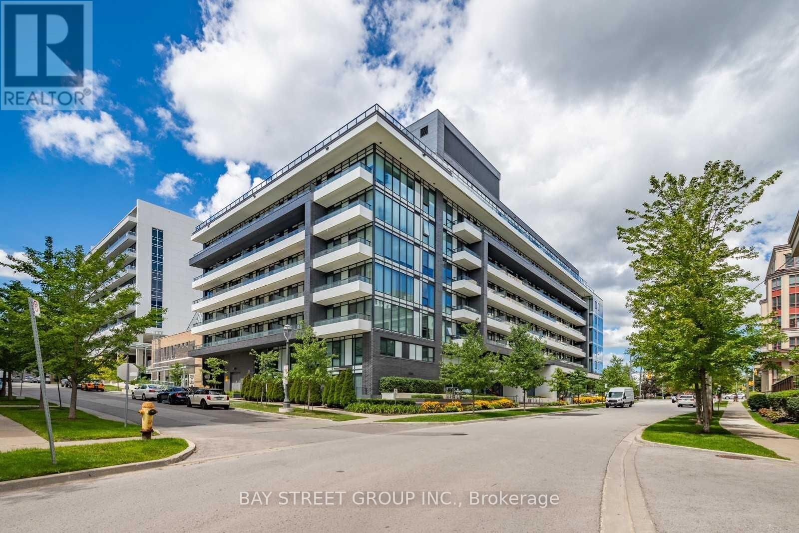 Property Photo:  18 Rean Drive 420  ON M2K 1H3 