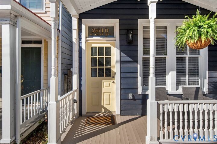 Property Photo:  2610 E Clay Street  VA 23223 