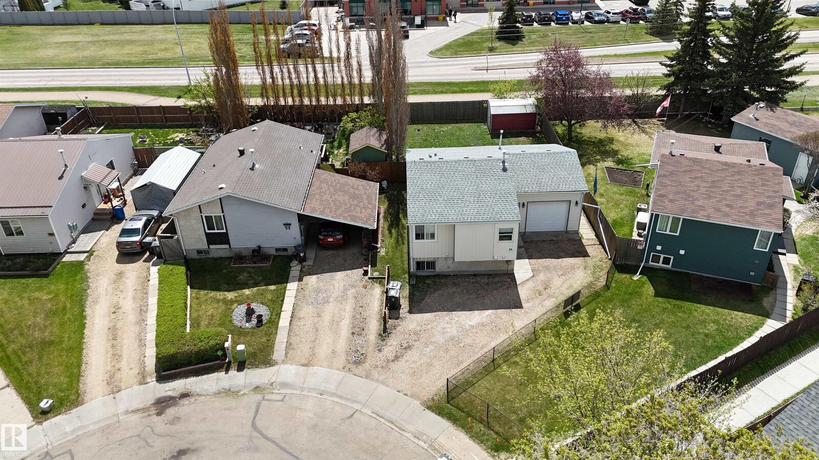 Property Photo:  24 South Ram  AB T9G 1V4 