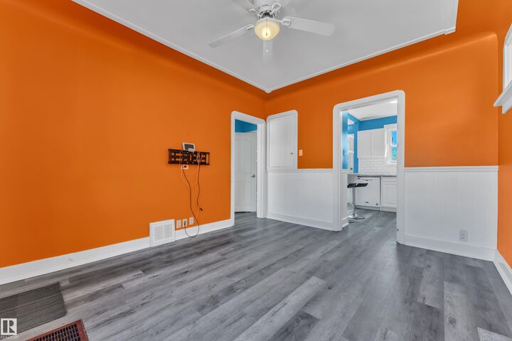 Property Photo: 11721 81 Street NW AB T5B 2S3