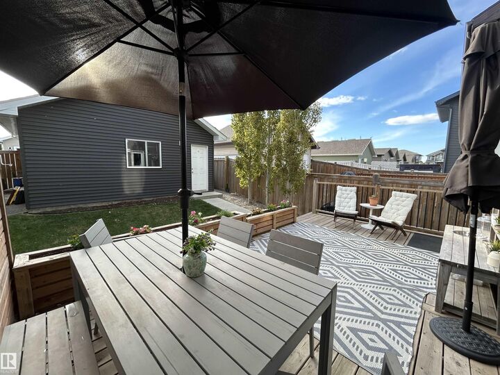 Property Photo:  8952 218 Street NW  AB T5T 4R8 
