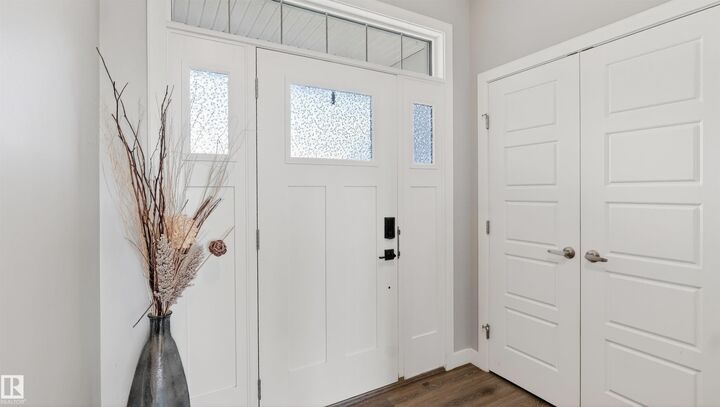 Property Photo:  1723 200 Street NW  AB T6M 0Y2 